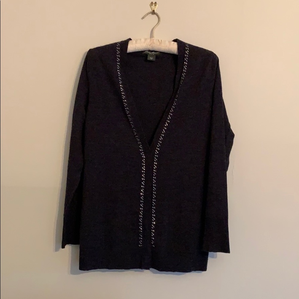Eddie Bauer light weight cardigan snap buttons
